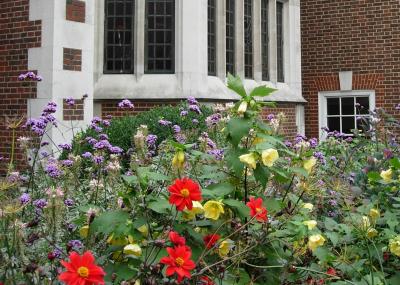 All the Inns have beautiful gardens.