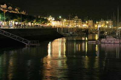 Le Pouliguen by night