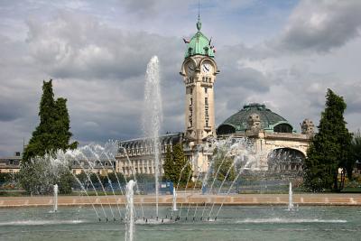 La gare et le Champ de Juillet