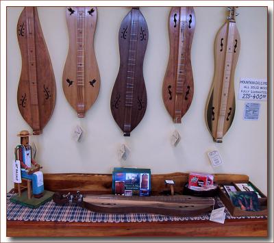 dulcimers0137.jpg