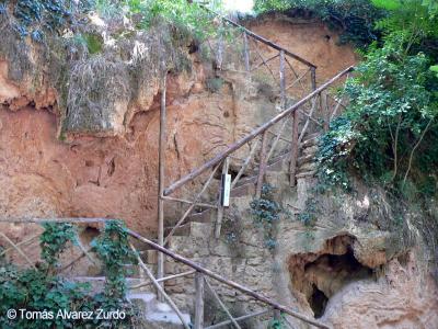 Escaleras en la roca