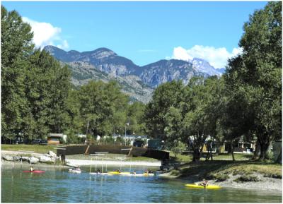 Mont Dauphin Gare - Camping les Iscles
