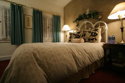 stfrancis_bed2.jpg