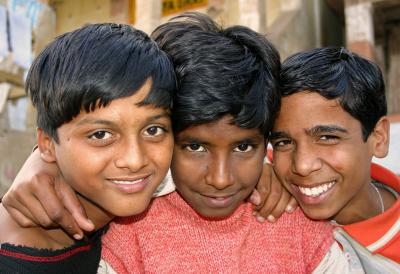 3 kids-Benares