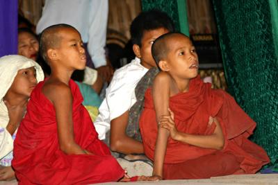 puppet show 2-Mandalay.jpg