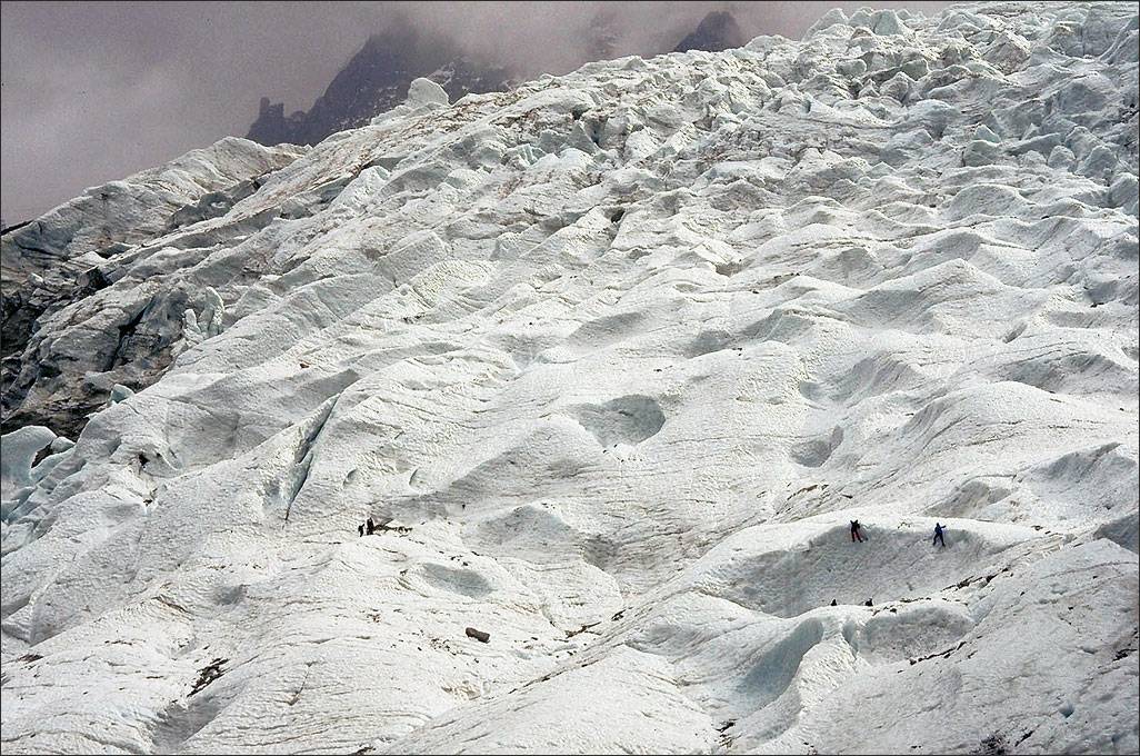 Ice glimber on Bosson glacier