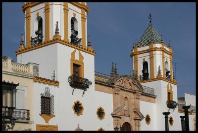 Ronda,white and yellow,colors of the churches
