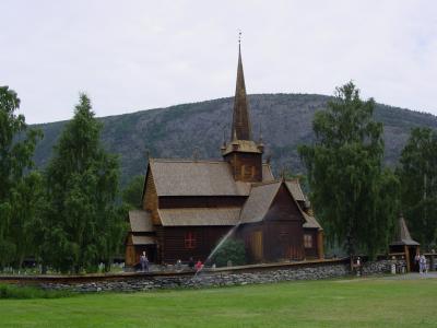 Lom-Stave Church