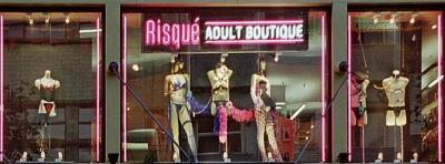 Risque.jpg