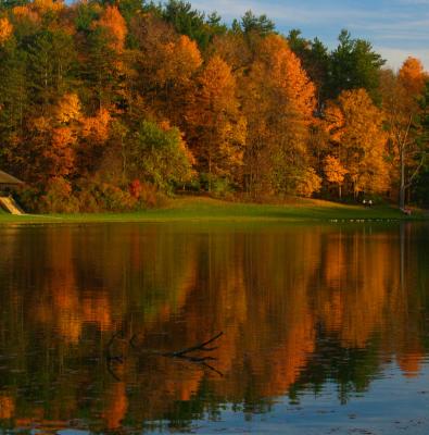 Reflections of Kendall Lake in the Autumn