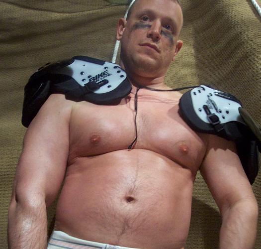 football player big belly stomach gut