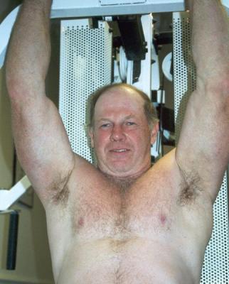 big irishman hairychest lifting weights pits