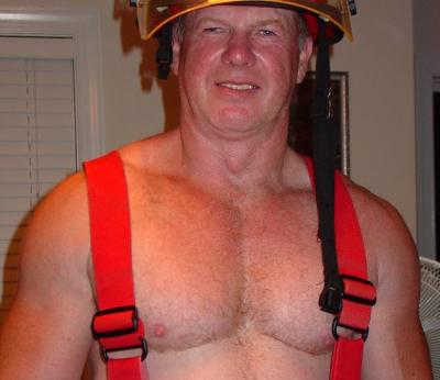 daddy firefighter uniform.jpg