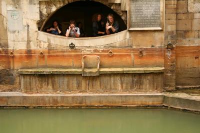 Roman Bath and Museum 10