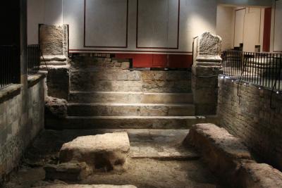 Roman Bath and Museum 25