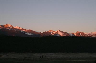Alpenglow on Divide