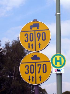 v3/71/571671/3/46168531.20040527001.jpg