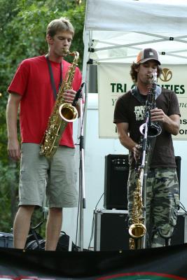 Mystic Roots Plays Chico 2005