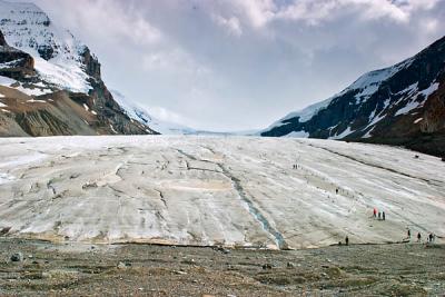 Edge of the glacier, Columbia Icefield