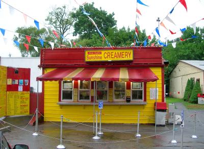 Raining on Sunshine Creamery July 8 2005 p.jpg