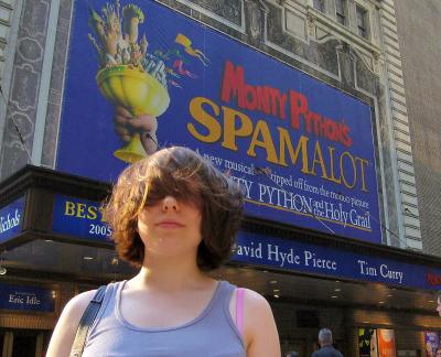 v3/72/523572/3/46636962.JoaninthefrontofSpamalotJuly192005p.jpg