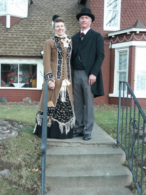 Victorian Aid Societys noel night carroling 2004