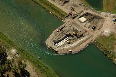 Outfall - August 13, 2005.JPG