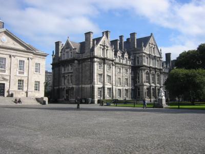 15. Trinity College - Dublin.JPG