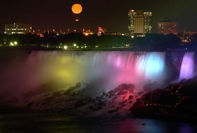 NiagaraNYNight.jpg