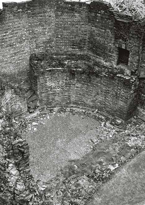 old wall-j.jpg