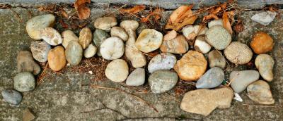 Simply stones