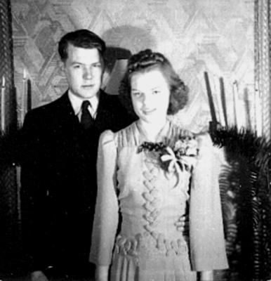 Art and Marion Schipper 1941 wedding.jpg