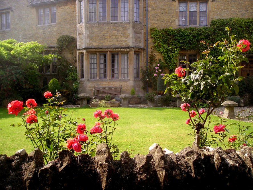 Cotswolds manor