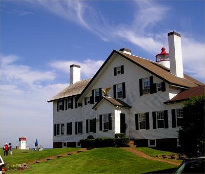 Lighthouse Inn