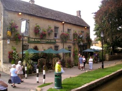 Bourton-on-water2