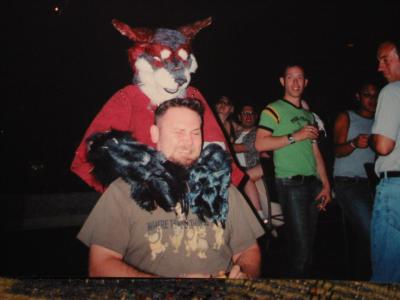 I really love fursuiters.jpg