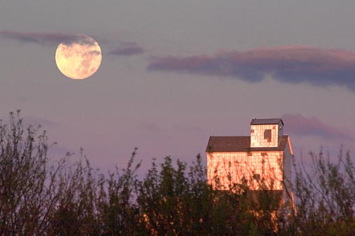 Sunrise Full Moon 17002