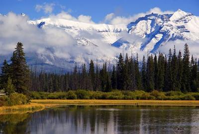 Vermilion Lakes 17703