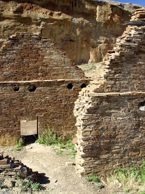 Chaco Canyon ,  Pueblo  Bonito