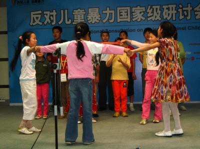 v3/76/348376/3/44743603.CHINAMay2005ChinaVAC4.jpg