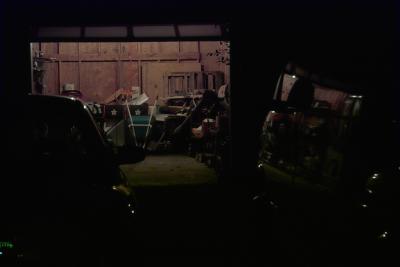 Backed up to get reflection from the van.
Had to reduce the exposure in SP by 1.5 and
increase FL 0.3 to get close to proper color.
Still too much green in floor and magenta in walls.
