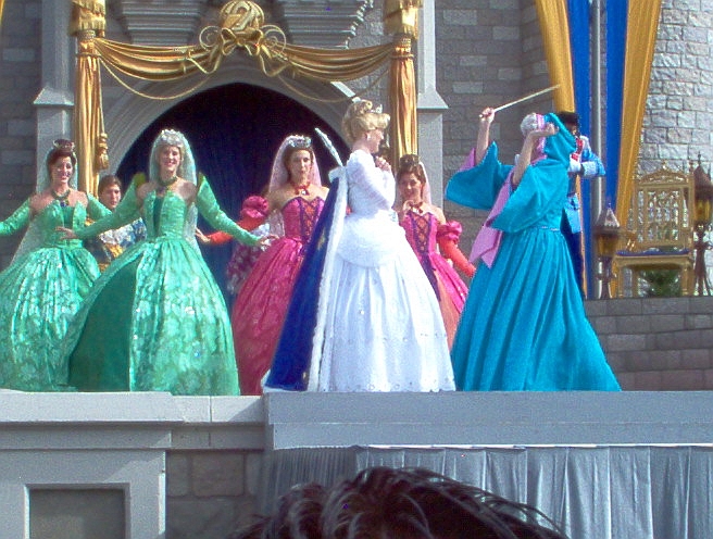 CindyCoronation9.jpg