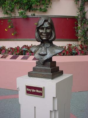 TVMaryTylerMoore.jpg