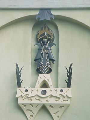 GraumansDecorative.jpg
