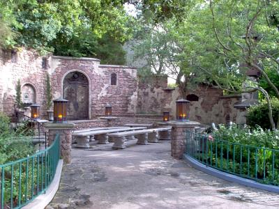 BellesReadingNook.jpg