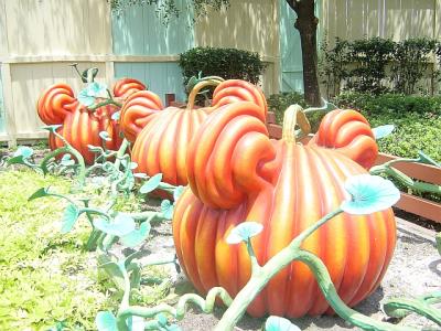 FamiliarPumpkins.jpg