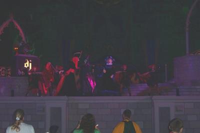 VilliansShow.jpg