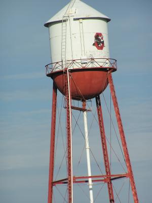 red and white water tower.JPG
