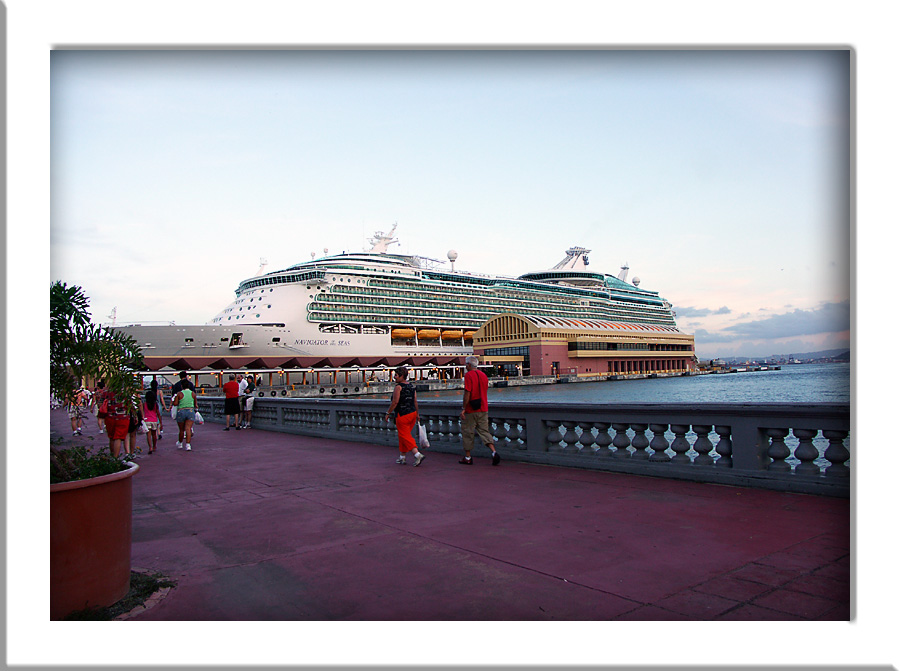 PICT1035w.jpg