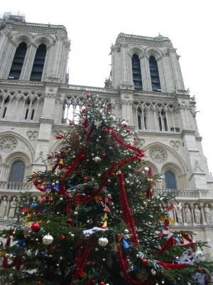 Notre Dame Christmas 2003